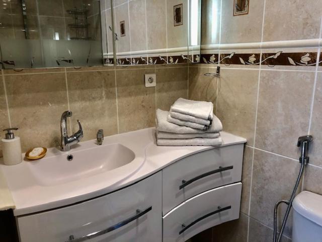 Charmant Studio A Uchaud Dış mekan fotoğraf